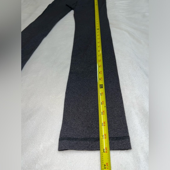 Lululemon Skinny Will Pants / Size 4 - Picture 11 of 12